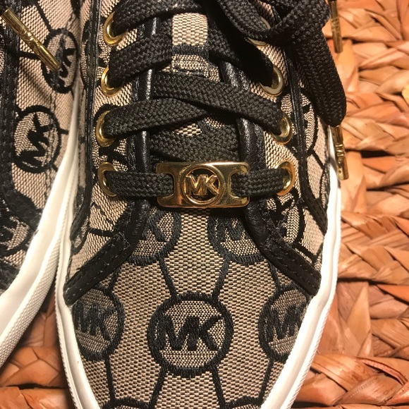 🟥SOLD🟥 - Picture 7 of 8